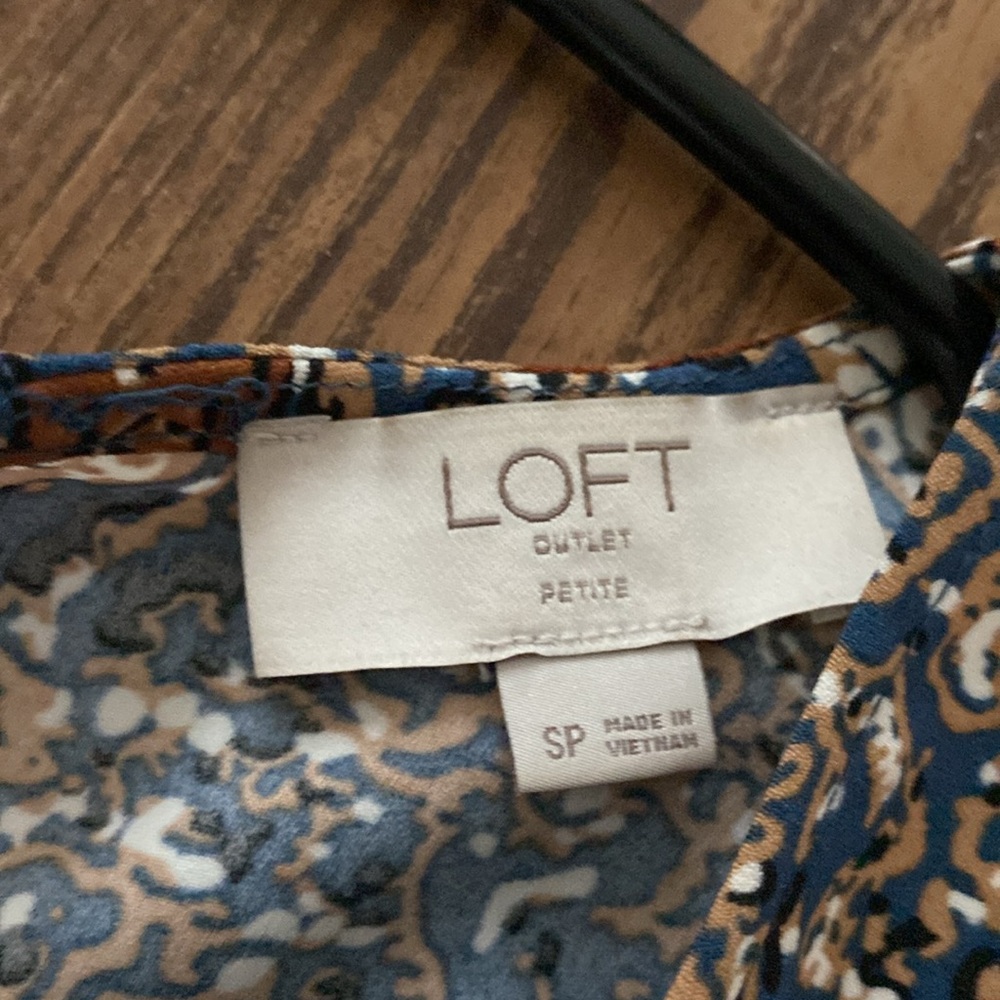 Loft  Outlet small petite, beautiful dress - Picture 7 of 7
